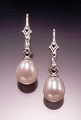 Pearl jewelry for weddings, brides, bridesmaids, flower girls